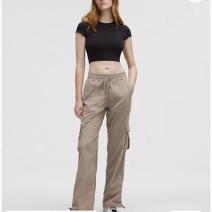 Authentic Lululemon khaki grey Women's Tan Dance Studio mdrise cargo pants $128